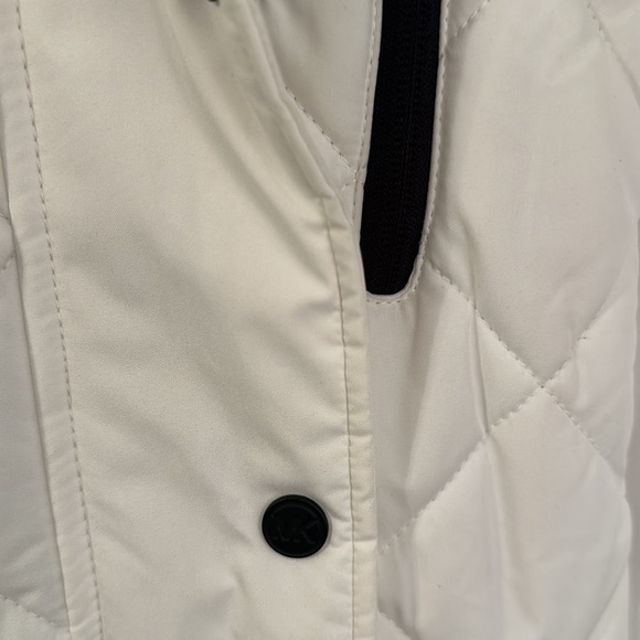 Good condition MK Michael Kors zippered and snapped hooded parka - Picture 10 of 16